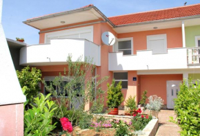 Apartment Bura